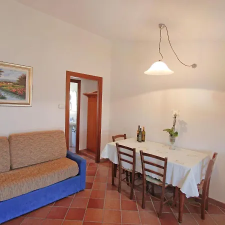 Apartment Cancelli Trilo 4 Persone By Interhome